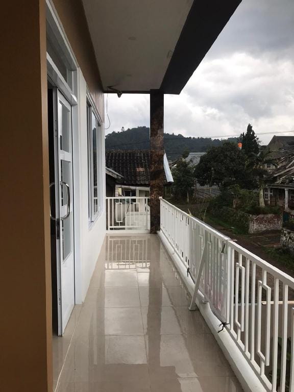VILLA GREEN APPLE BLOK U 76 Villa in West Java