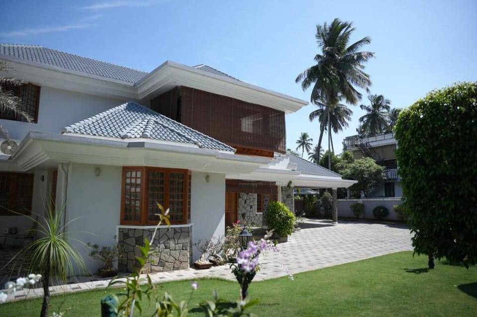 Alite Enclaves Fully Furnished 4 BHK Entire Villa Apartment in Kerala