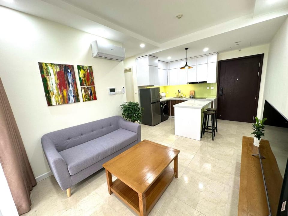 Vinhome D’capitale06/1,5Bedrooms/Lakeside/HighRise Apartment in Laos