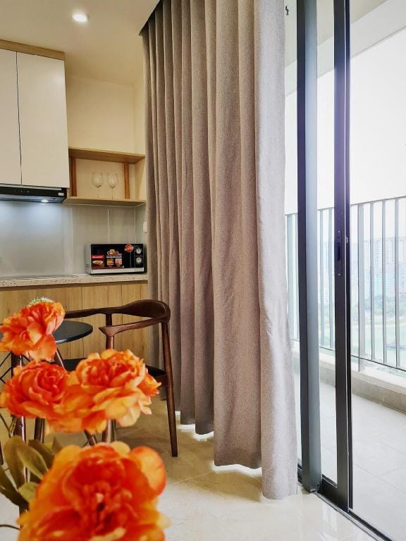 Studio VIP Vinhomes Trần duy Hưng Vacation rental in Laos