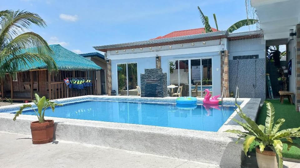 Family Suite @Casa Rafael Matabungkay Apartment in Calabarzon