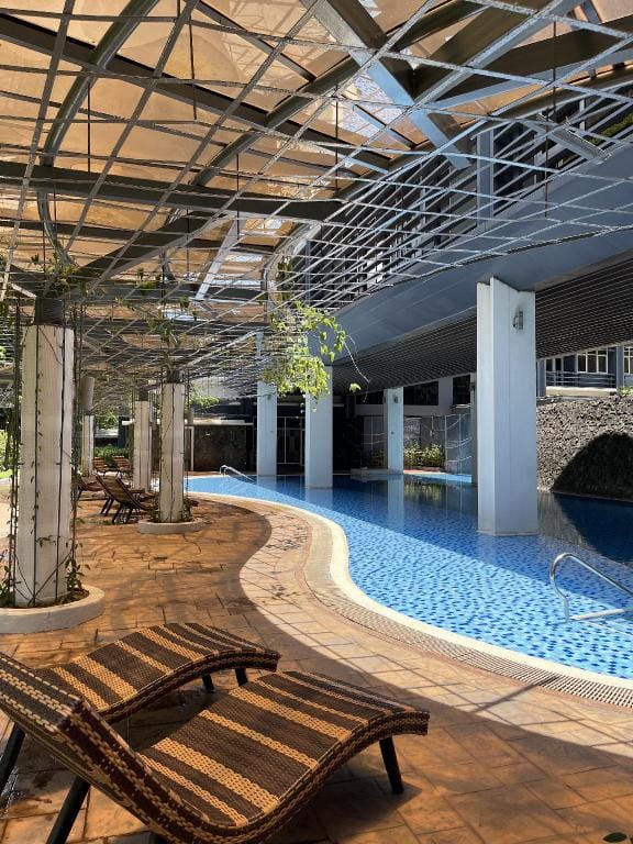 Luxury 1br Suite at Sonata beside Westin Hotel Apartment in Mandaluyong