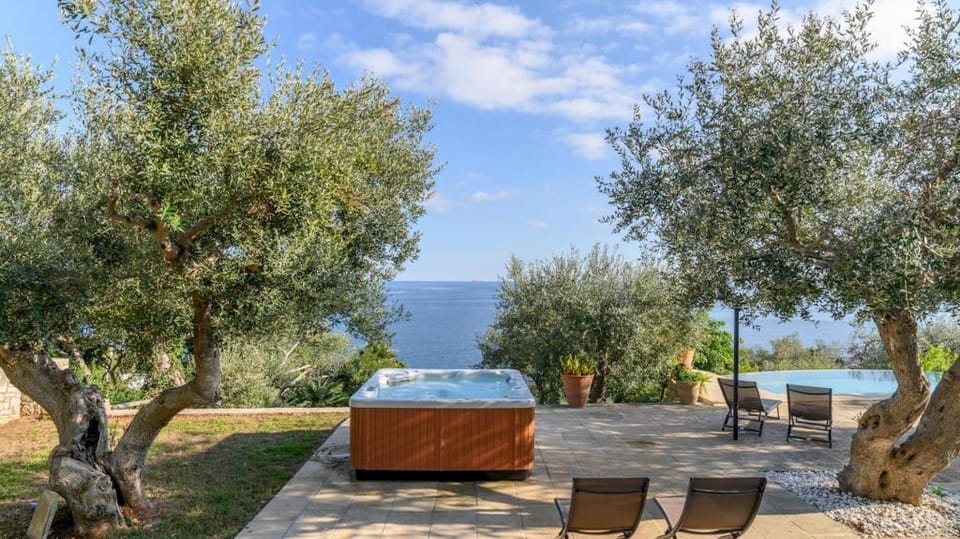 Villa Soleluna 7+1 Apartment in Apulia