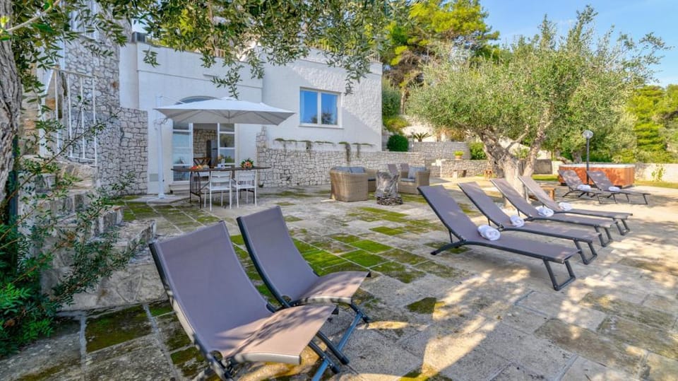 Villa Soleluna 7+1 Apartment in Apulia