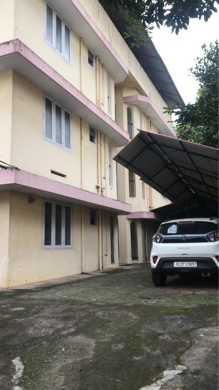 Furnished Apartment for short stay  Apartment in Thiruvananthapuram