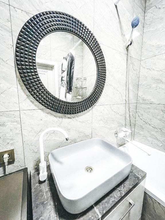 Stylish apartment “Sat city” near Khan-Shatyr Apartment in Kazakhstan