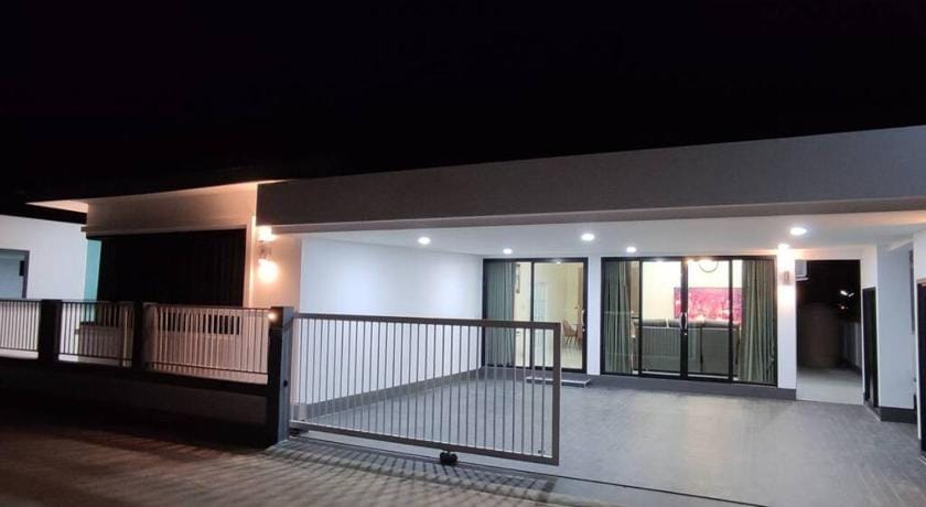 Happy Family Vacation rental in Thailand