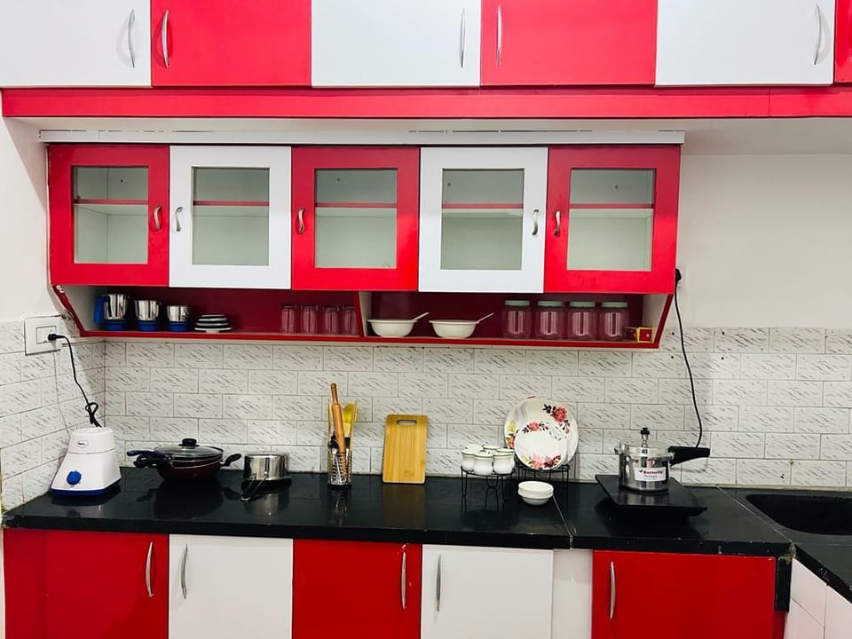 2BHK serviced apartment in Amruthahalli Jakkur Vacation rental in Bengaluru