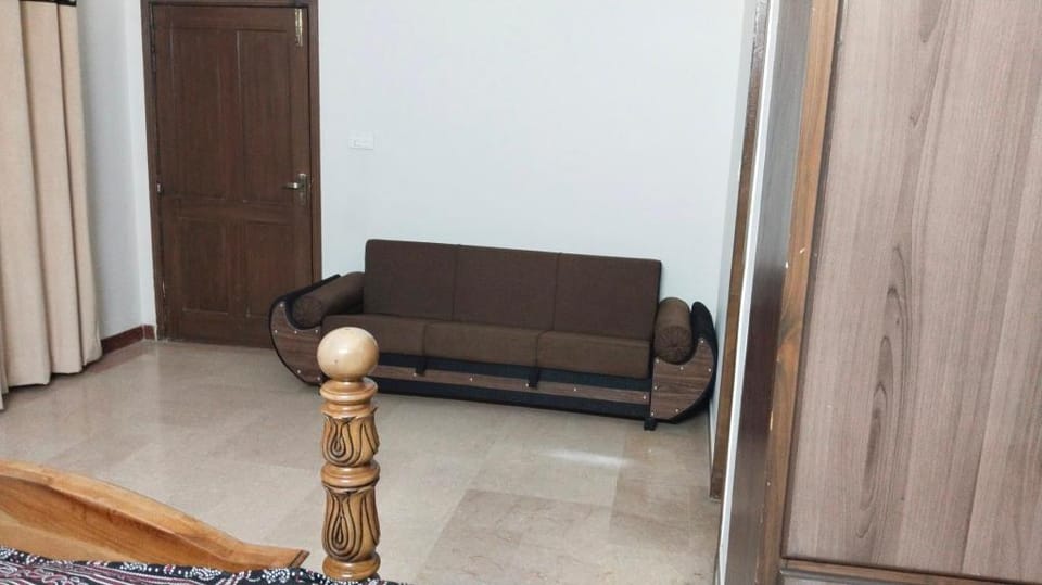 Bourbon Bliss guest house  Apartment in Islamabad