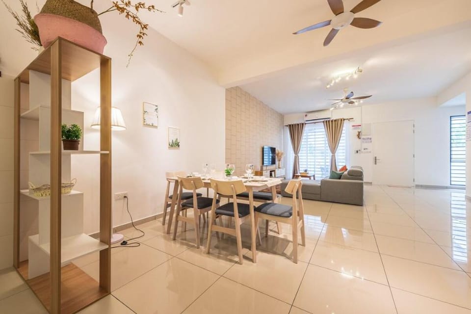 Seremban stay n rest As316 民宿 15pax+ Vacation rental in Port Dickson