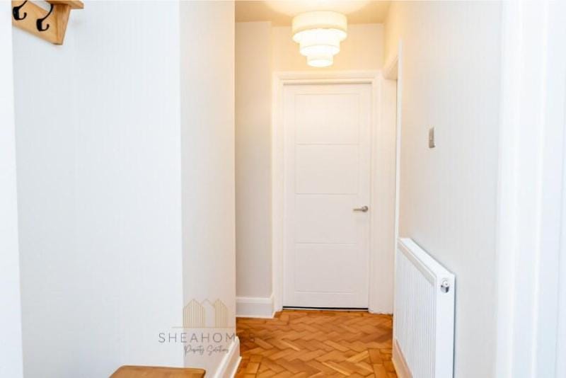 Gorgeous, Spacious apartment/Free parking Apartment in Croydon