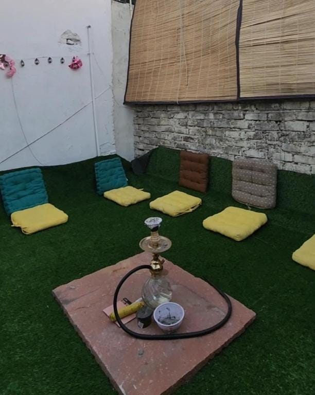 Entire 1BHK Penthouse with Private Terrace 4th Flr Apartment in Delhi