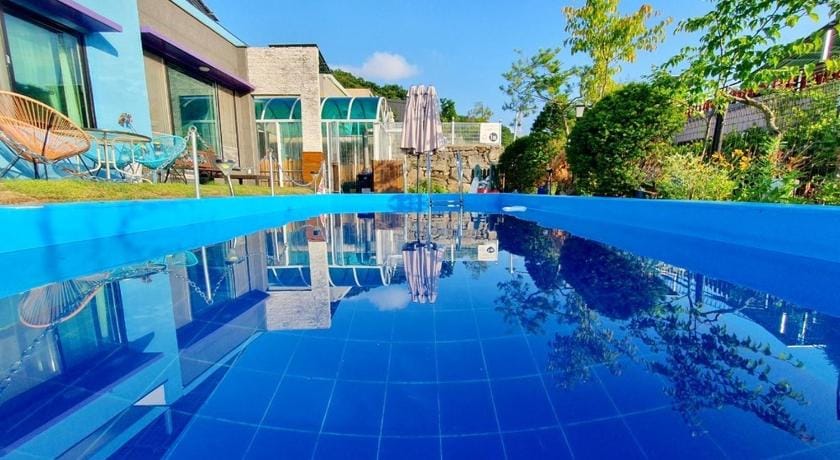 Jjongi and Mary Pet Friendly Pension Bed and Breakfast in Gyeonggi-do