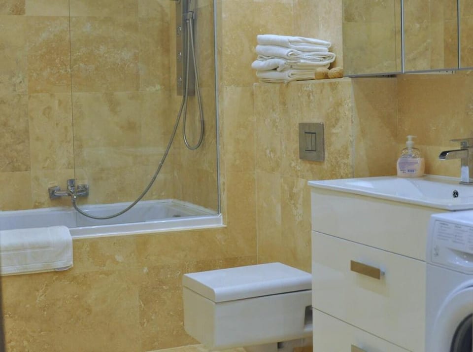 RESIDENCE WIND ROSE- ApartHotel one bedroom  Apartment in Gdansk