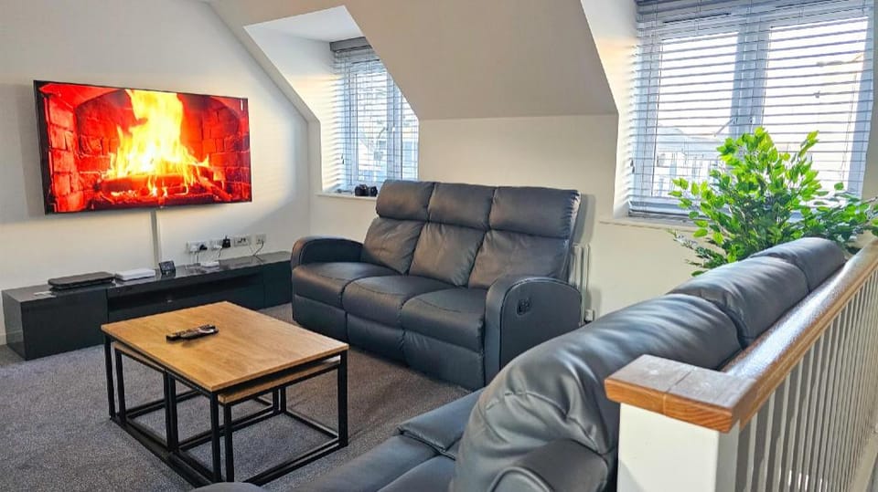 148 Mansell Road Apartment in Bristol