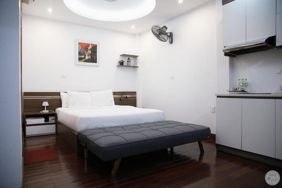 The Center Gem|next to Hoan Kiem Lake|Standard 301 Apartment in Hanoi