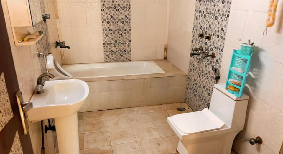 Aastha Flora Farm Apartment in Noida