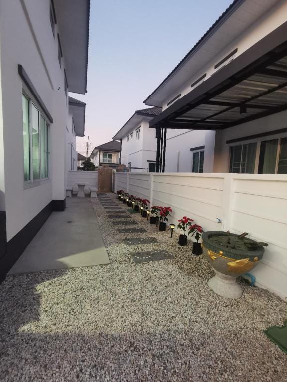 Nakhon Ratchasima House Watthanamongkolkit Vacation rental in Laos