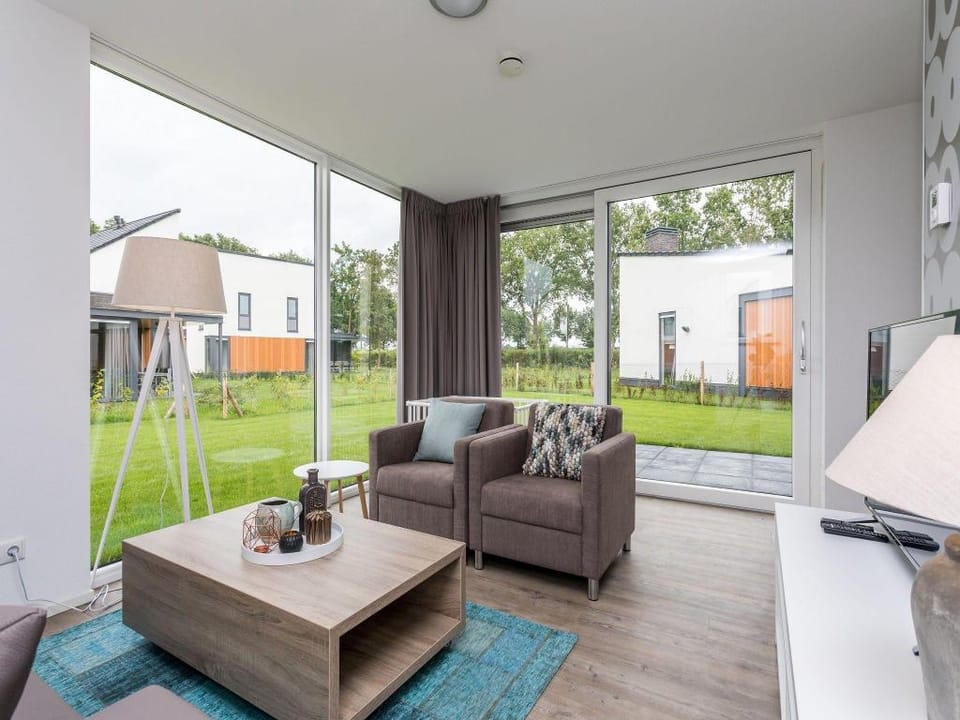 Bungalow in Limburg near Maasplassen Lakes Villa in Roggel
