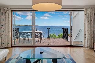 Cystanog Fach - Sea Views, Balcony and Terrace Country House in Saundersfoot