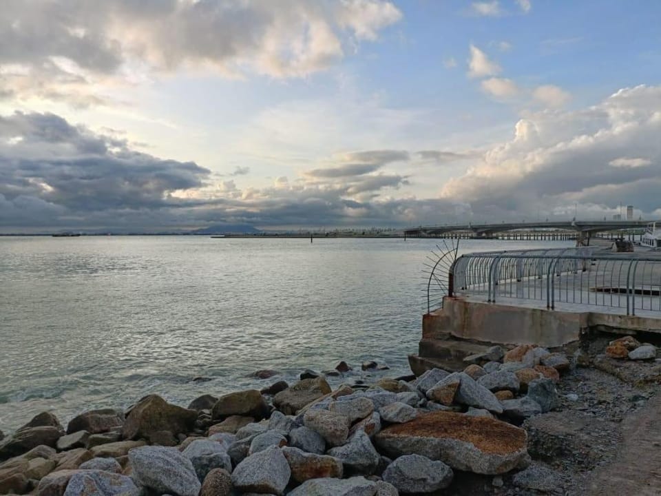 Straits Quay Marina Suites 311 @AuroraHomes Apartment in Penang