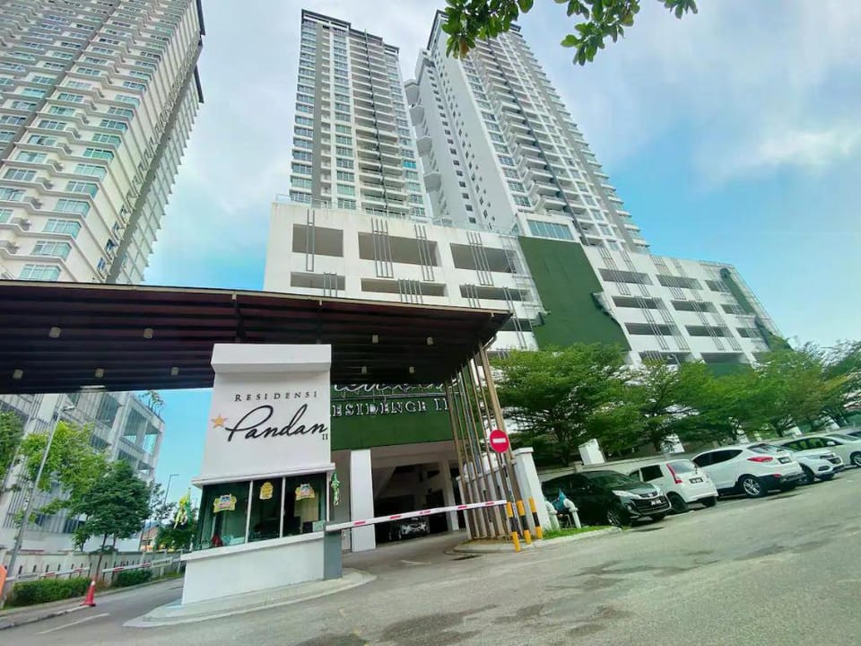 Penthouse Apartment Pandan Residence 2 Apartment in Johor Bahru