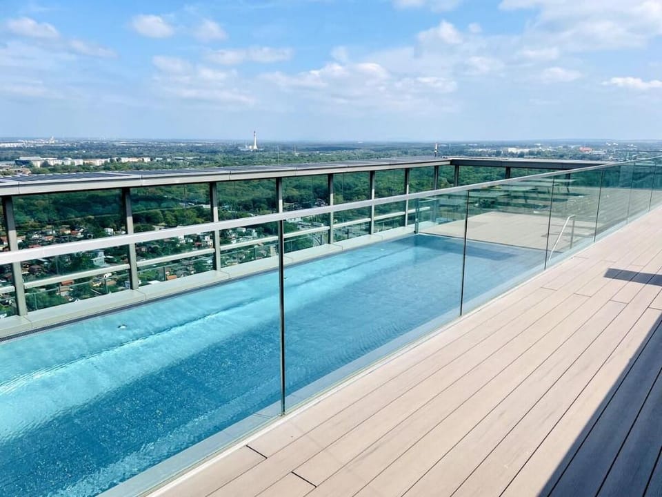 A place above the Sky with a roof pool Apartment in Vienna