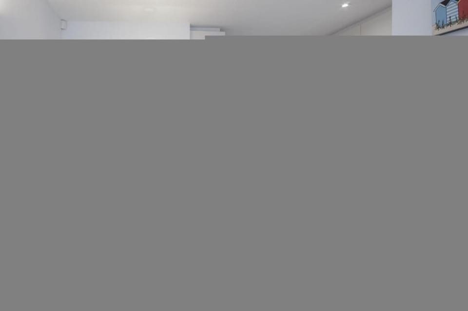 Minarvon - 2 Bedroom Apartment - Saundersfoot Apartment in Saundersfoot
