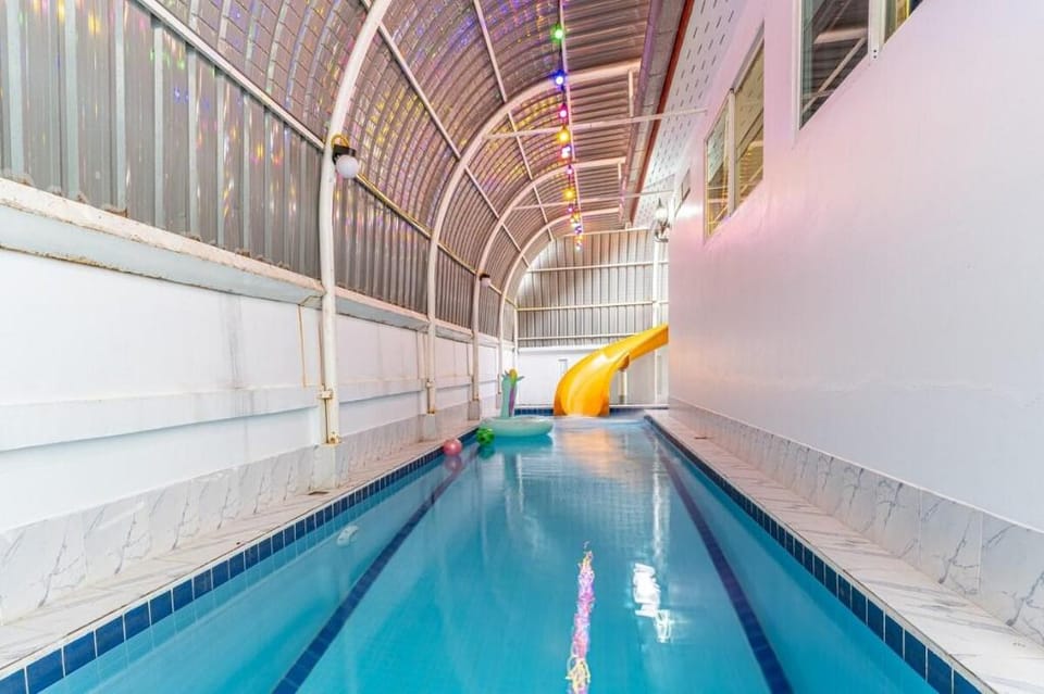 Mew 2 Indoor pool villa/2km from walkingST n beach Villa in Pattaya City
