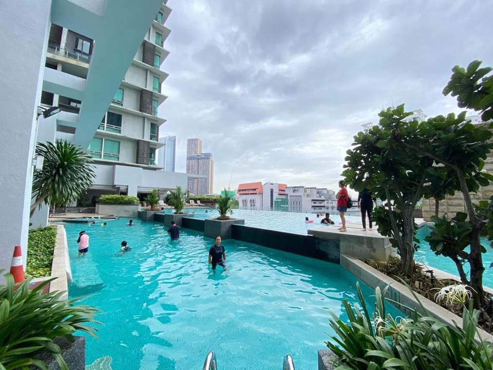 Lucentia residency at Bukit Bintang KLCC  view Sky Pool  Apartment hotel in Federal Territory of Kuala Lumpur
