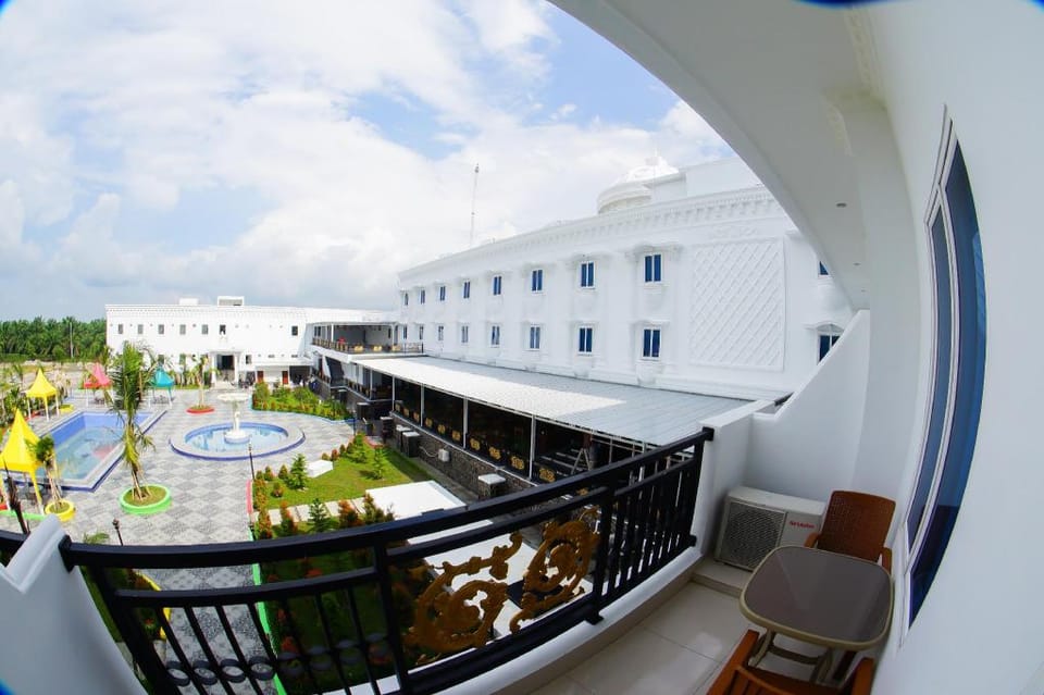 Singapore City Hotel Batu Bara Hotel in Indonesia