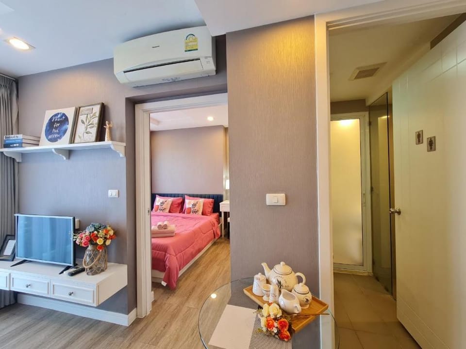 Aster room Plus @The Blu X condo B Apartment in Chon Buri Changwat