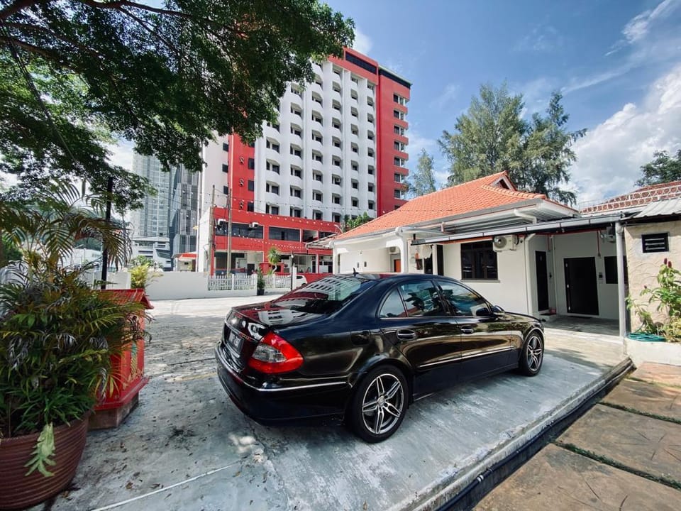 Tanjung Bungah Villas Villa in Tanjung Bungah