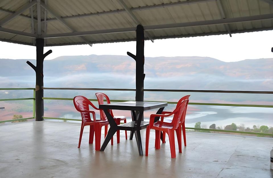 Green Nest Agro Tourism Hotel in Maharashtra