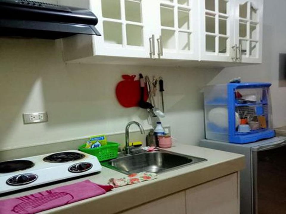 Trees Residences  Fairview Condo - good for family Apartment in Quezon City