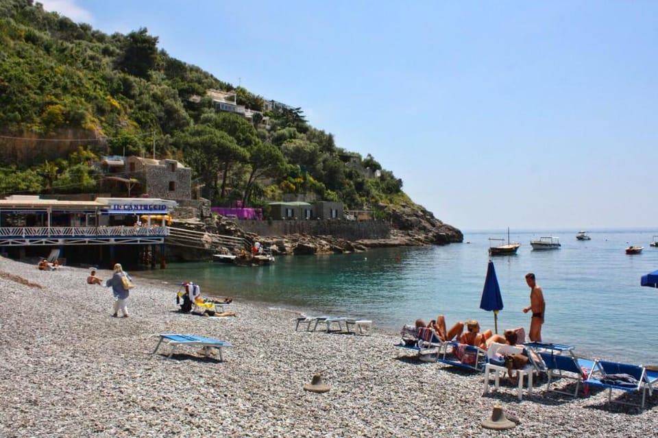 Lampuga, Mimì sul Mare - Apartment on the beach Apartment in Campania