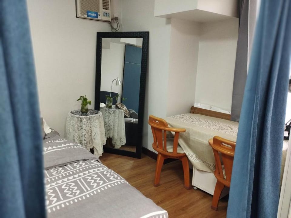 Z-Stay View of Manila Bay Sunset Apartment in Quezon City