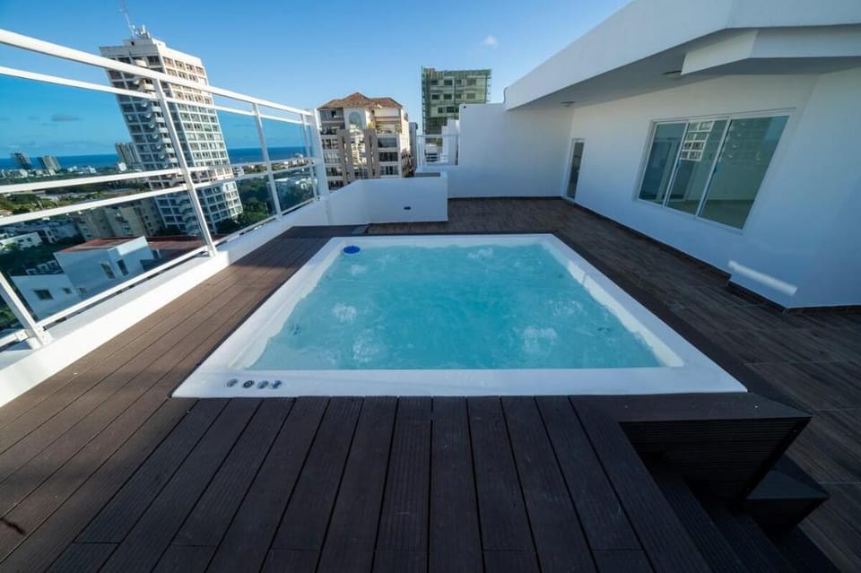 SDQ, Gym,Pool,1BR 2B,vista a la ciudad @DowntownF7 Apartment in Santo Domingo