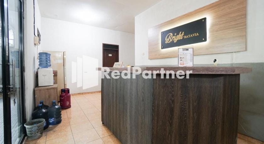 Bright Residence near ITC Mangga Dua Mitra RedDoorz Hotel in Jakarta