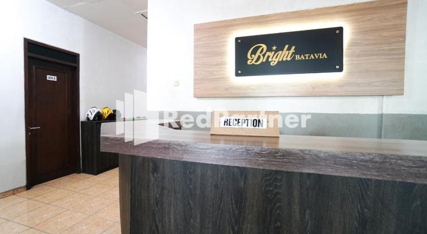 Bright Residence near ITC Mangga Dua Mitra RedDoorz Hotel in Jakarta