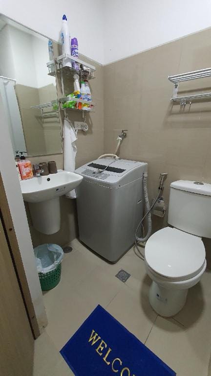Simple Affordable staycation near SM Mall of Asia Vacation rental in Pasay