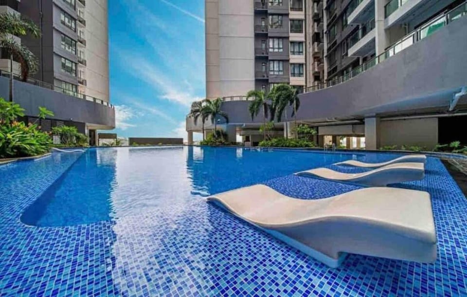 SEAVIEW【R&F】4BR HolidaySpacious Lotus Getaway byⓗⓢ Vacation rental in Johor Bahru
