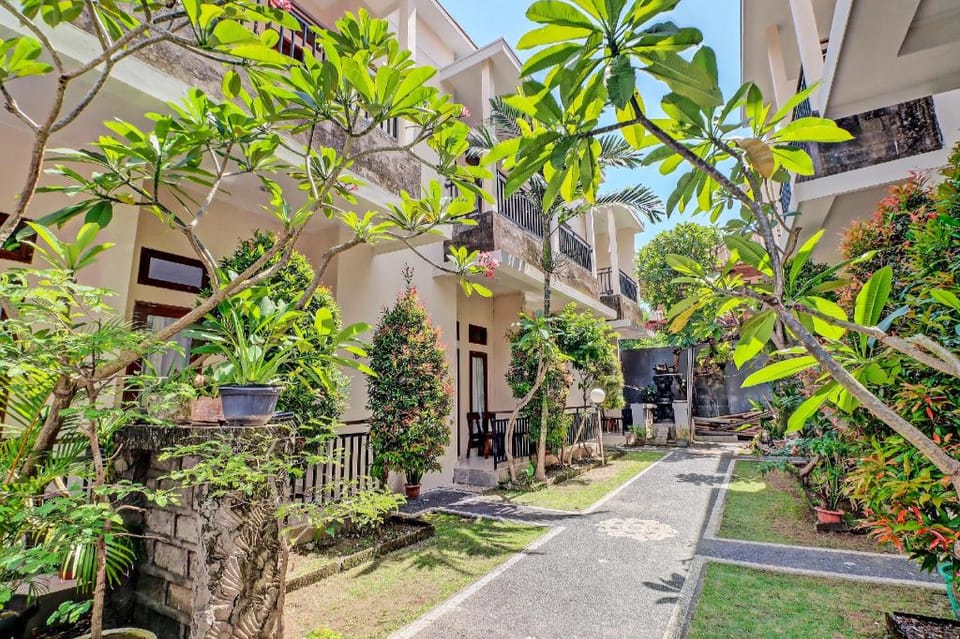 OYO 92017 Sari Agung Hotel Hotel in Kuta