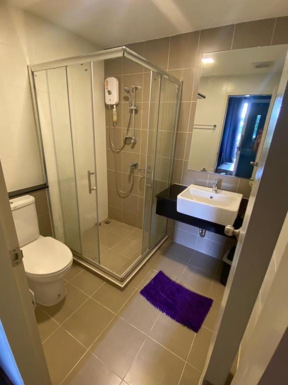 New คอนโดใกล้สนามช้างเซอร์กิต  Apartment in Laos