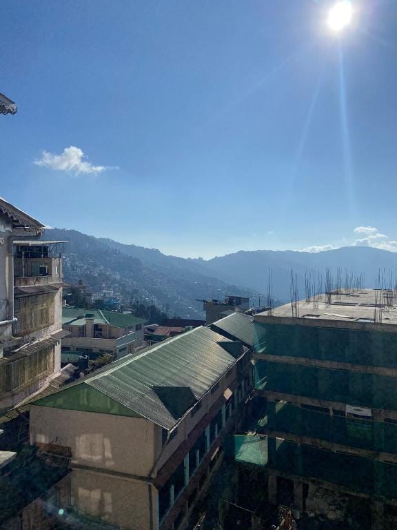 The Moon River  "2bhk apartment with view". Apartment in Darjeeling