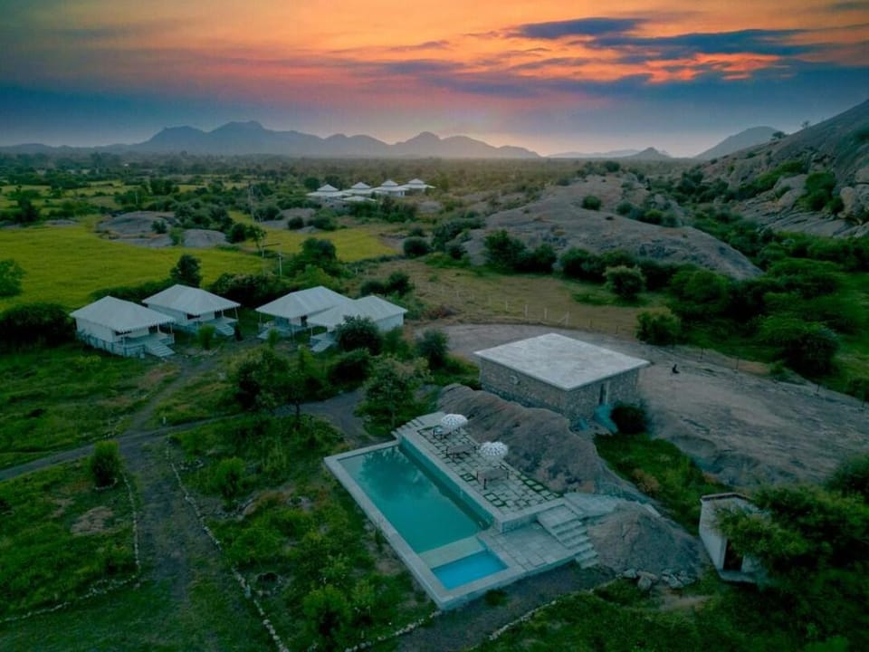 Clarks Safari Jawai Bandh Resort Hotel in Rajasthan