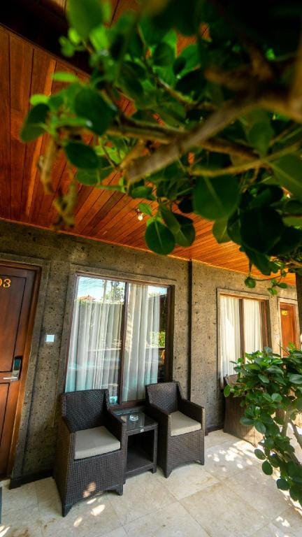 Family Room in Comfort Area Near Legian Beach Apartment in Kuta