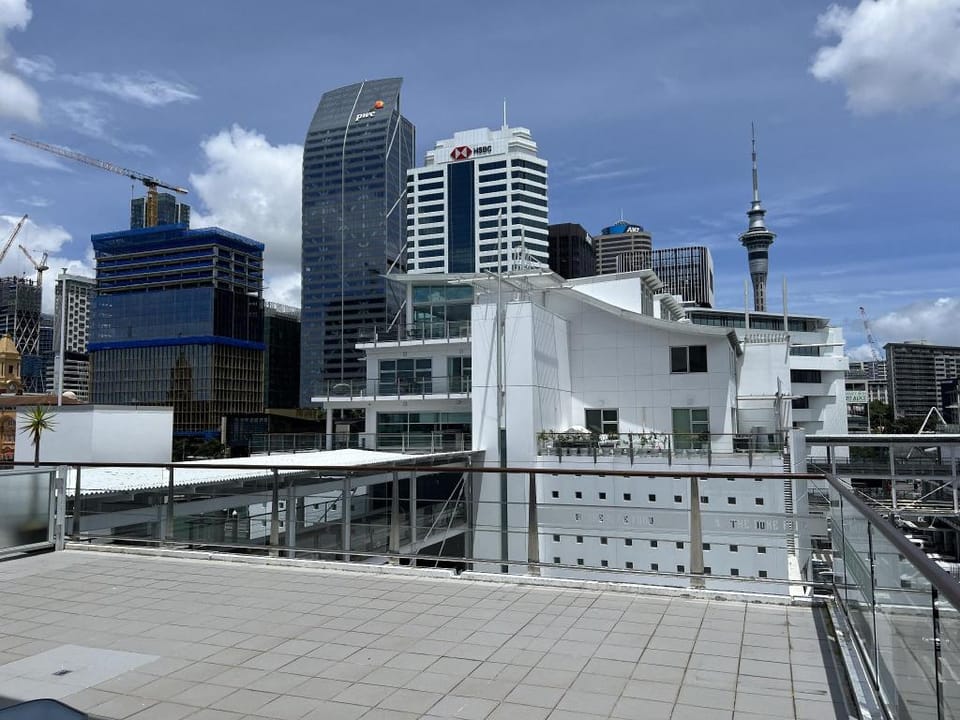 Harbour n Skycity firewk view  w/ Large Balcony #2 Apartment in Auckland