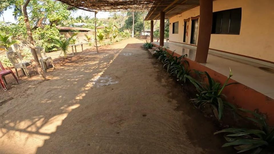 Travel Moody Beach Camping and Caravan Parking Vacation rental in Maharashtra