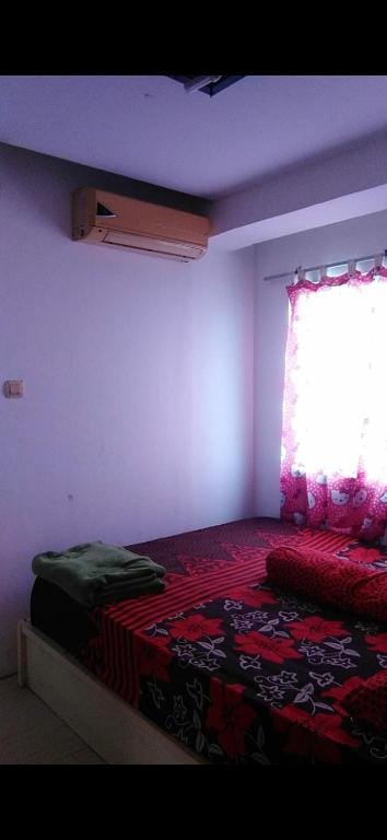 Transit Paraside Room Apartment in Jakarta